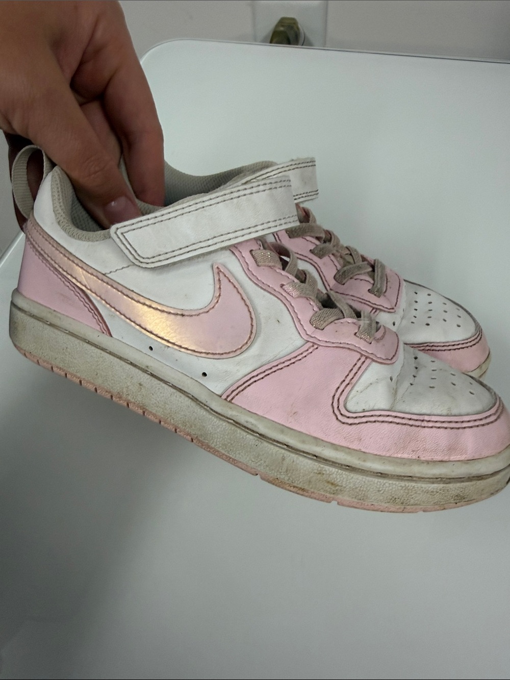 Nike Kids White and Light Pink Low-Top Sneakers 13c
